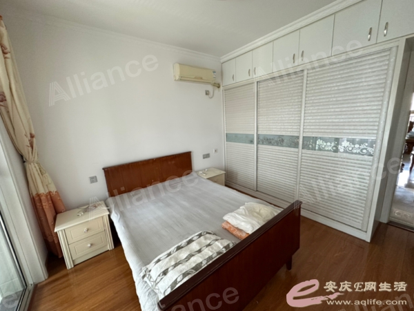 e51217ef-35b7-4301-94a9-f3cfae283951.jpg