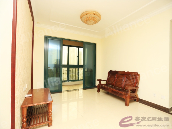 b12caa75-6163-4e8a-8690-4e4d5cd82bd7.jpg