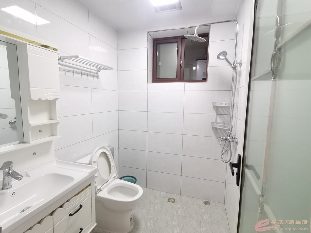 110225d6zajqosna6ahtwe.jpg