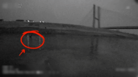 ug07e649.gif